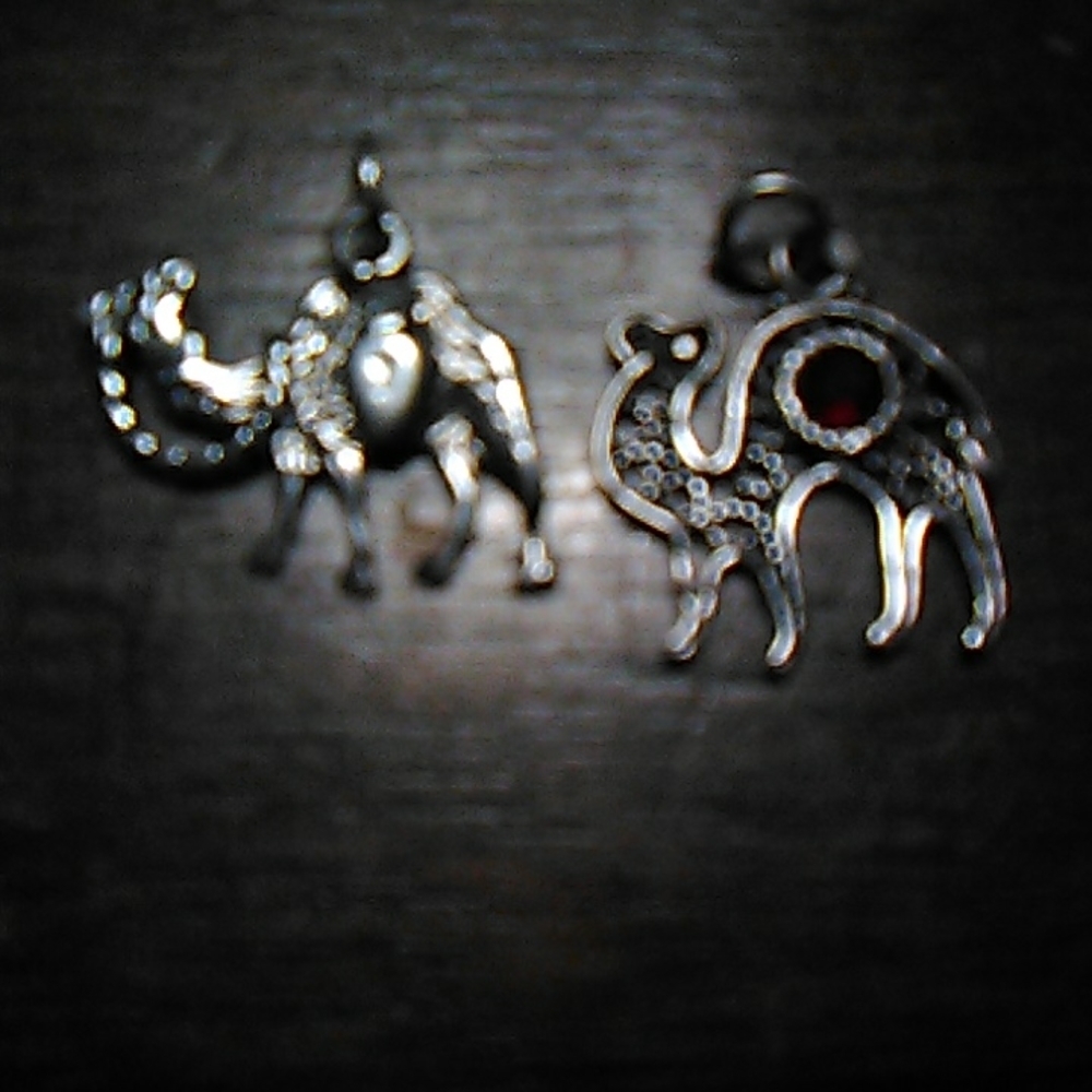 925 silver camel pendants